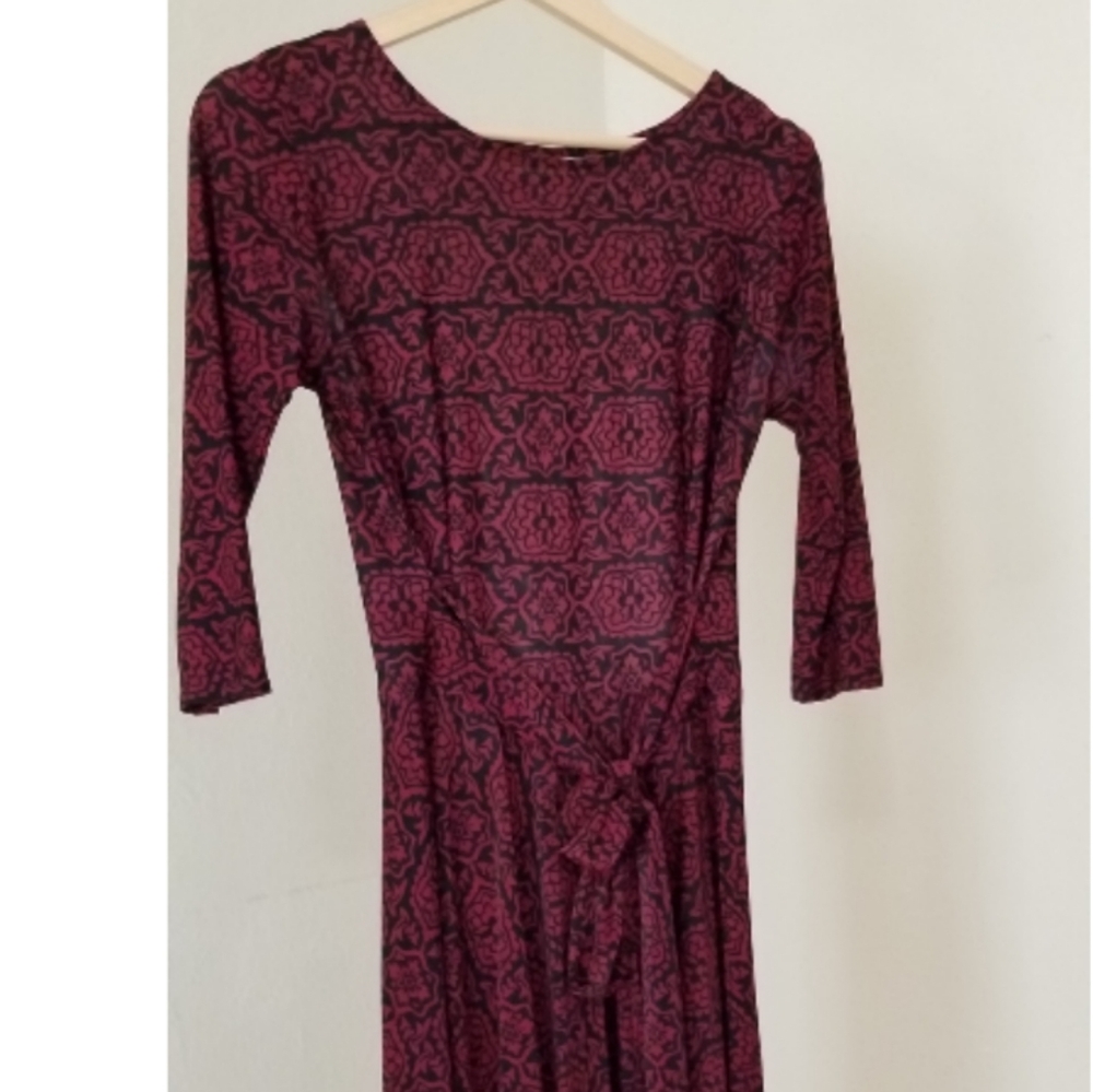 Dress - Picture 2 of 2